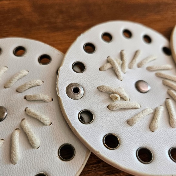 Western Concho Belt White Faux Leather Circles Silver Floral Medallions Large - Picture 7 of 7